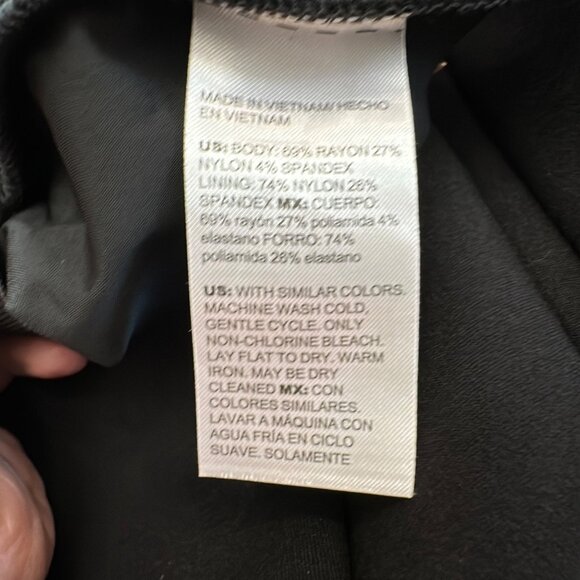 Chico's Pants Size 1 P Petite 8P Medium Black Juliet Slimming Women Dress Pants - Picture 12 of 14